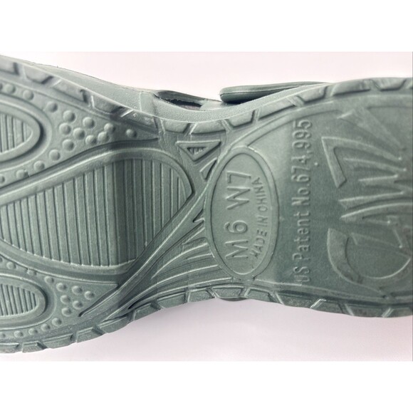 CLAWZ Clogs Unisex Classic Green Rubber SIZE 7 WMN / SIZE 6 Men - Picture 6 of 7
